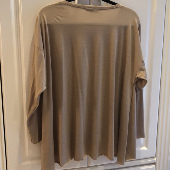 🟤 Blanque Greige Ultra soft long sleeved swing top you’ll love to wear! - Picture 4 of 5